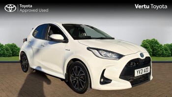 Toyota Yaris 1.5 Hybrid Design 5dr CVT Hybrid Hatchback